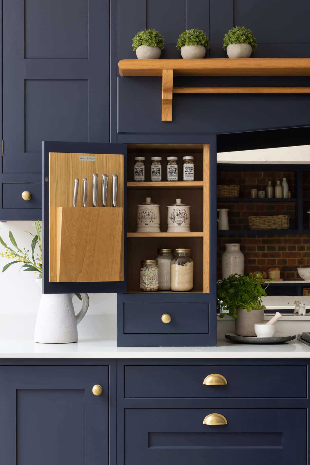 Find out what colour kitchen cabinets are timeless - Claire Douglas Styling