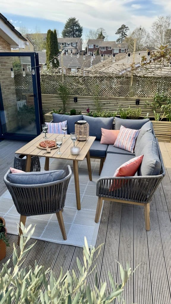 garden furniture from B&Q - outdoor dining and styling garden zonong ideas on a budget
