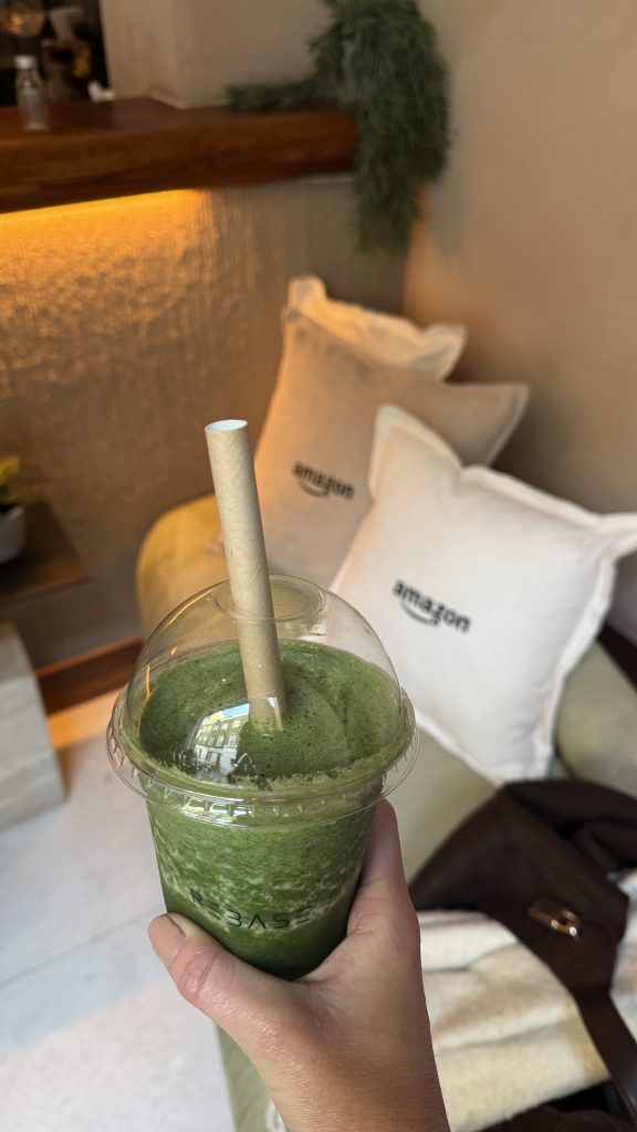 Green smoothie in cozy setting