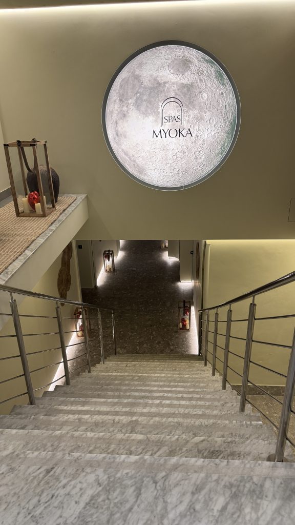 Steps down into the spa area