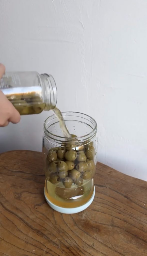 Amazon finds - pickle jar 