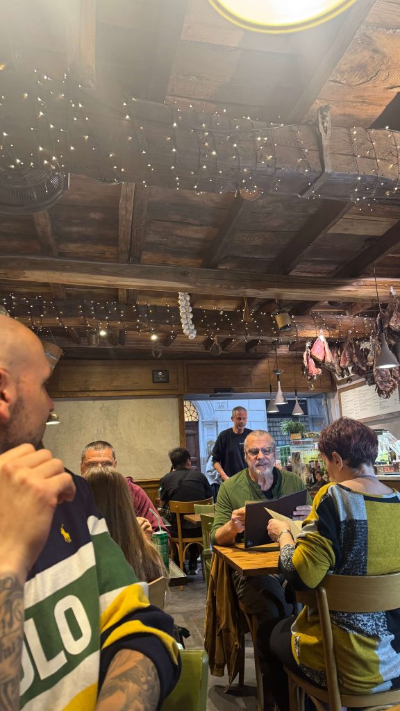 Cozy restaurant with rustic decor