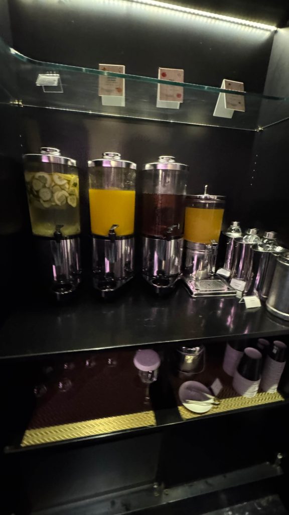 the Tribune Hotel, Rome fruit juices