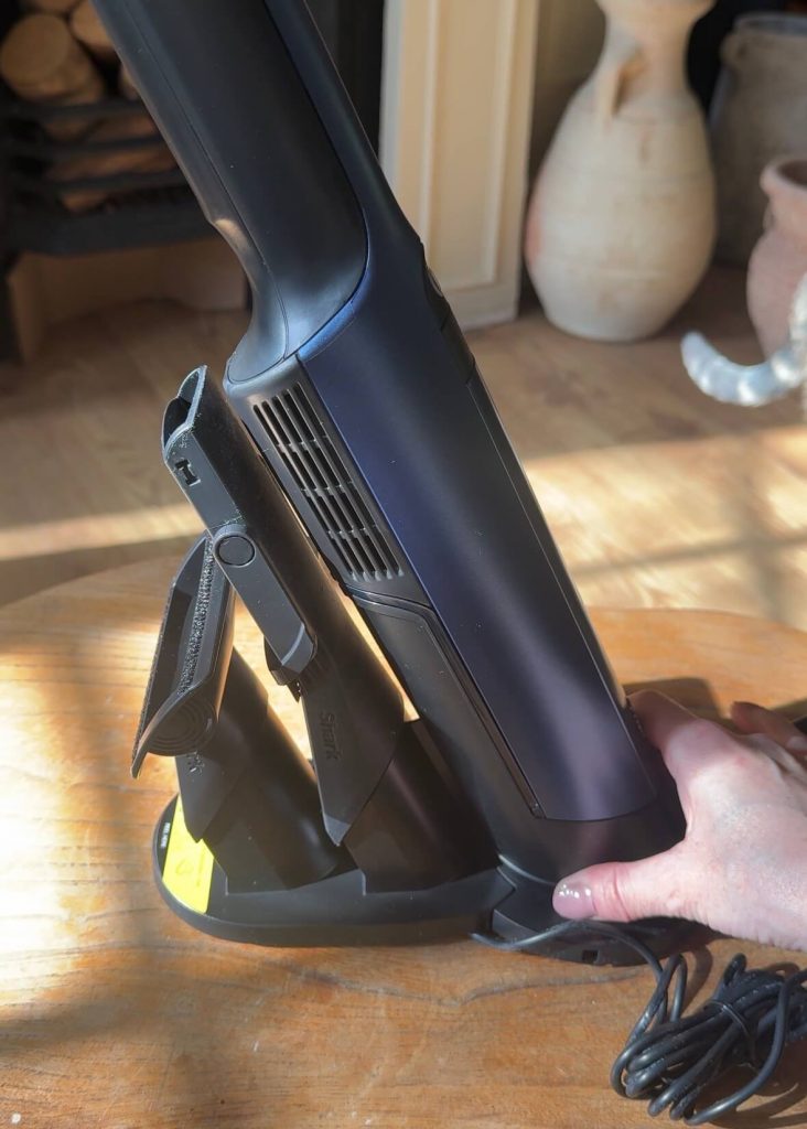 shark wandvac review