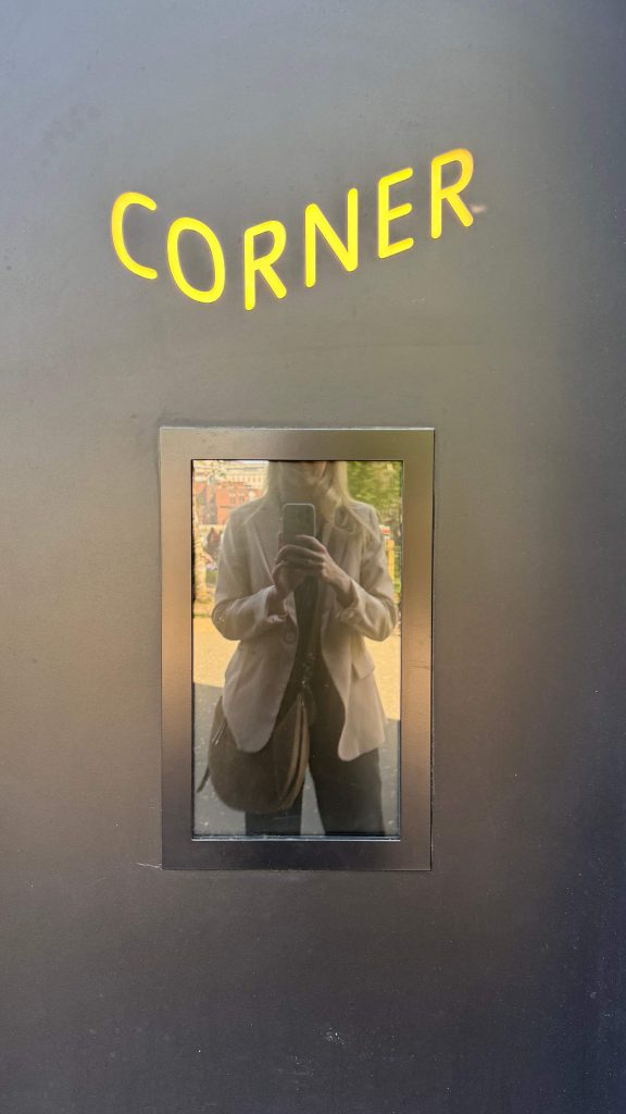corner bar