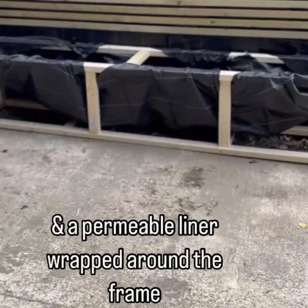 DIY slat planter