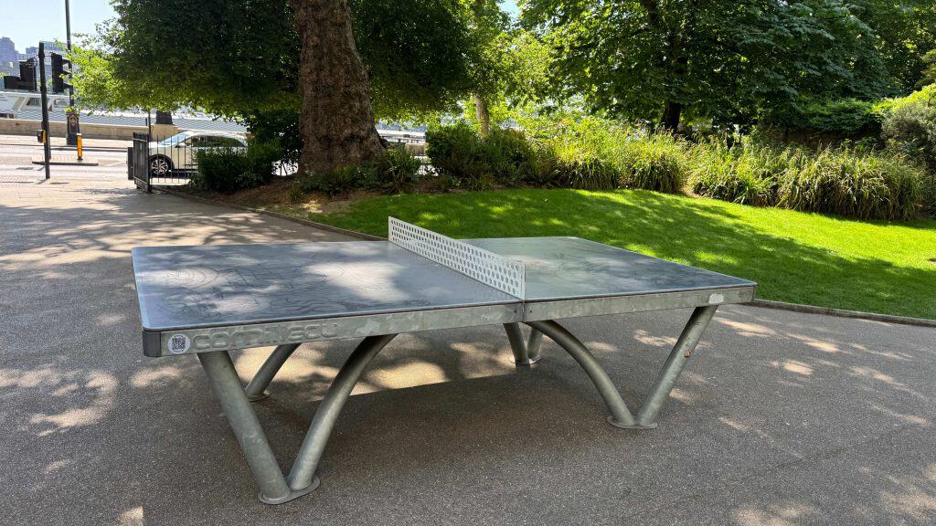 A table tennis table in Victoria Embankment Gardens