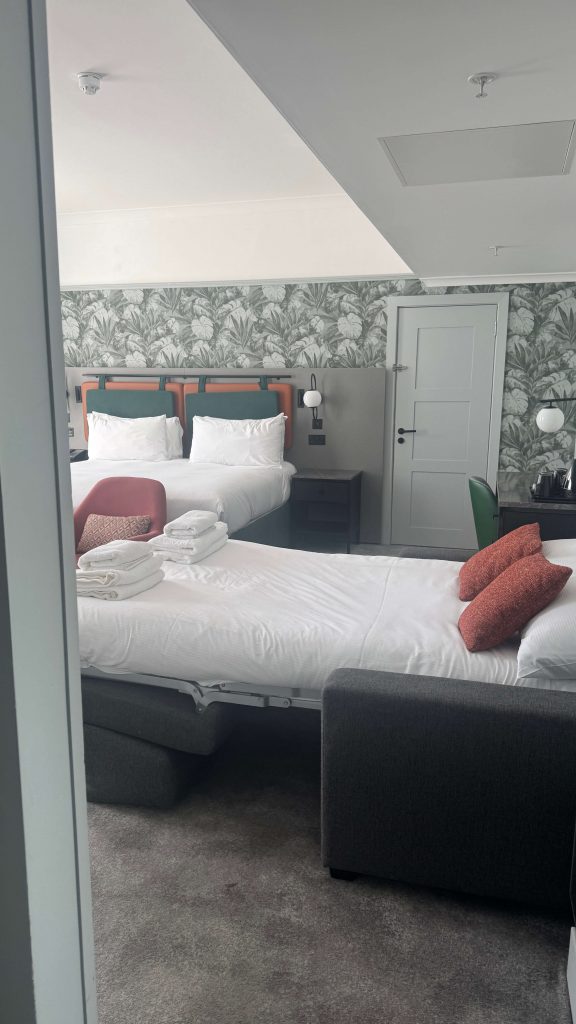 family room hilton brighton metropole review