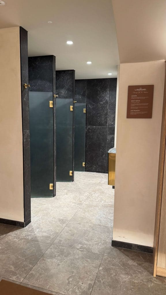 the spa showers